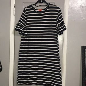 5/$25 Black and White Striped Dress
